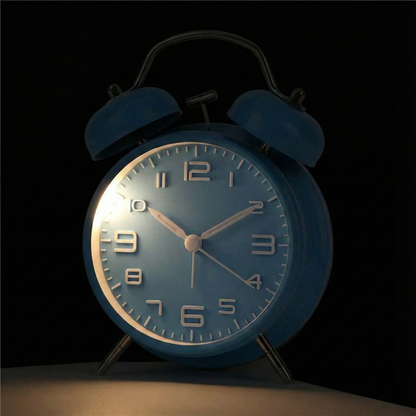 Réveil IvoQ rétro bleu silencieux