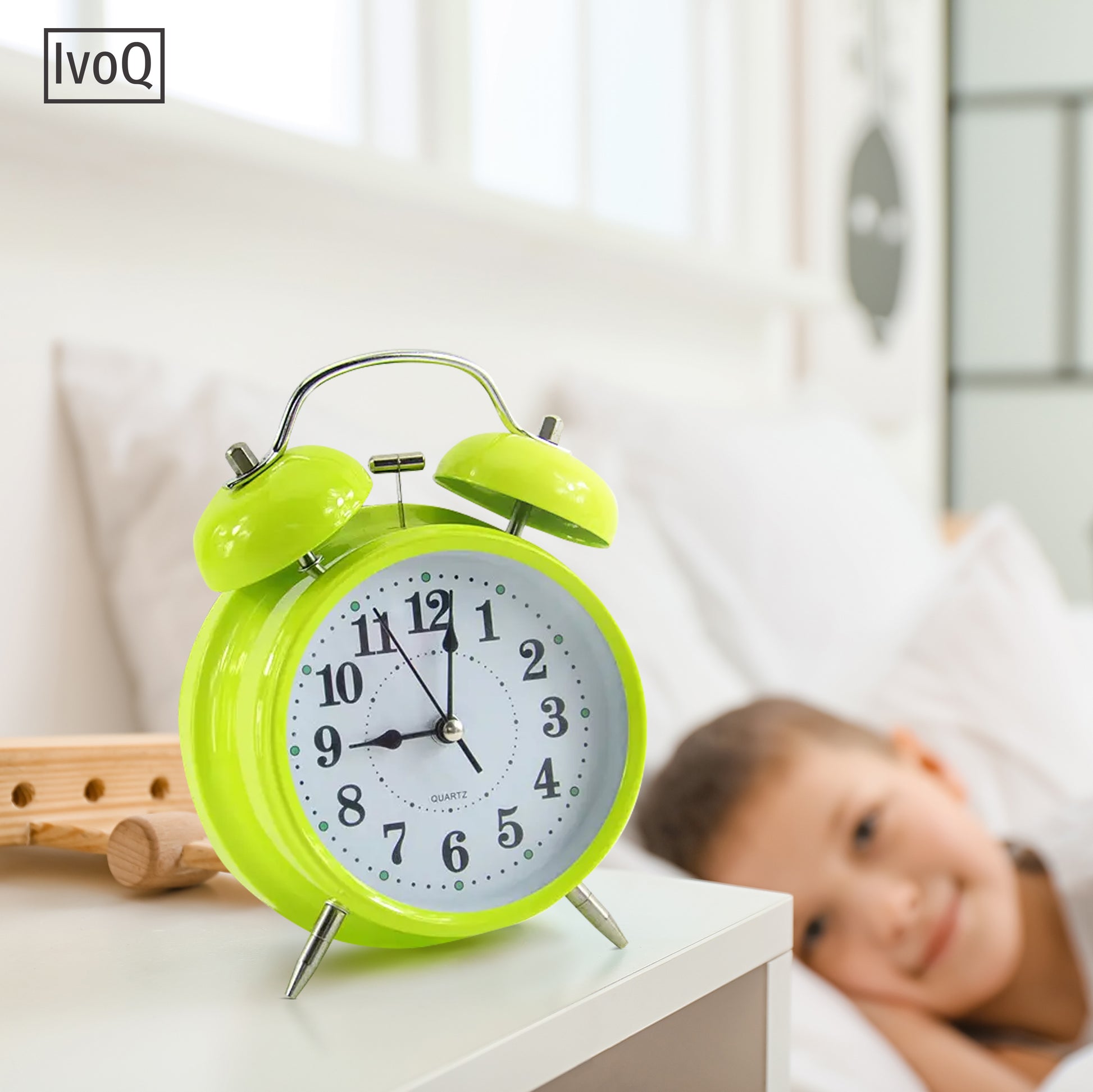 IvoQ Witte Klassieke Wekker met Dubbele Bel-IvoQ