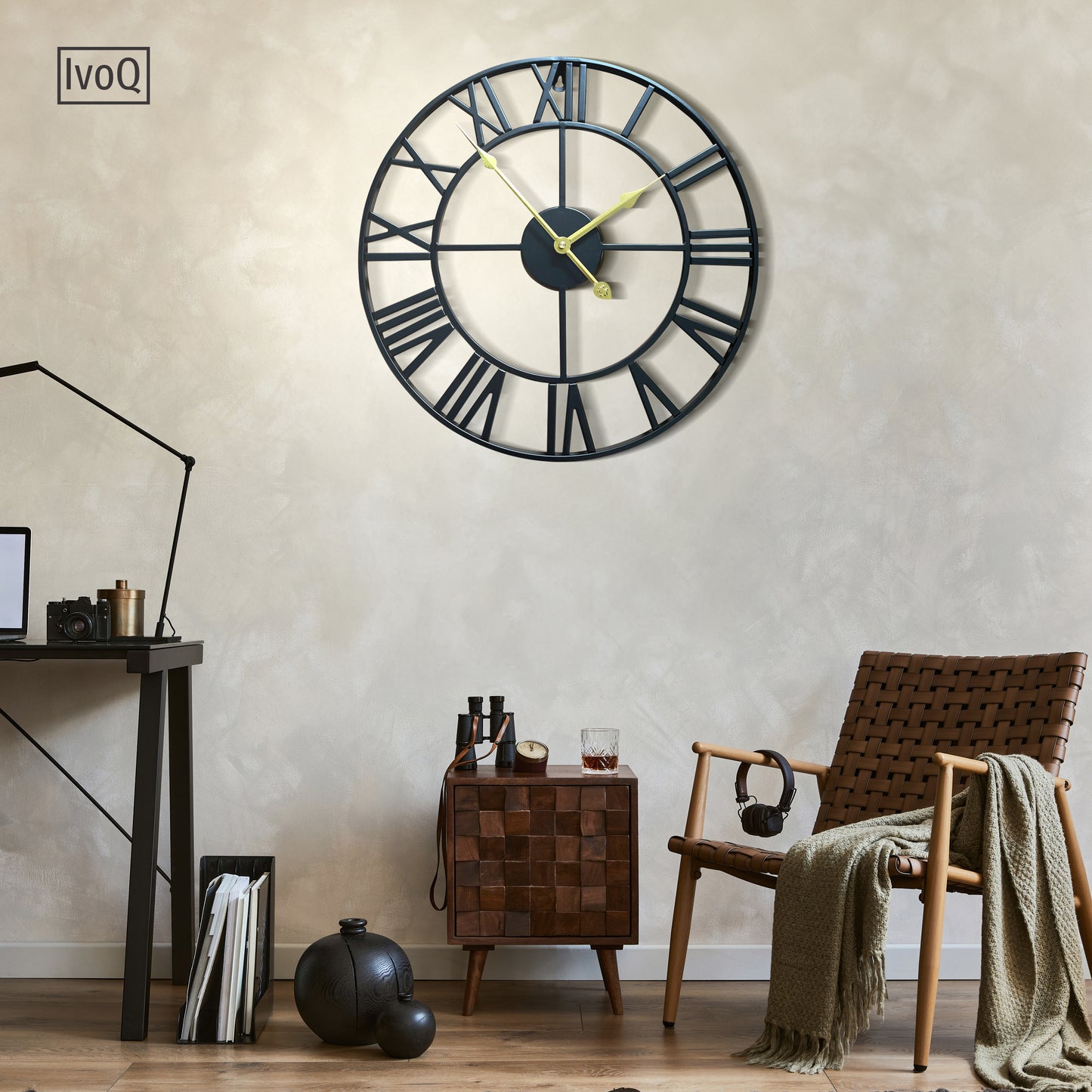 IvoQ Wandklok Zwart Romeins Gouden Wijzers 40 cm-IvoQ